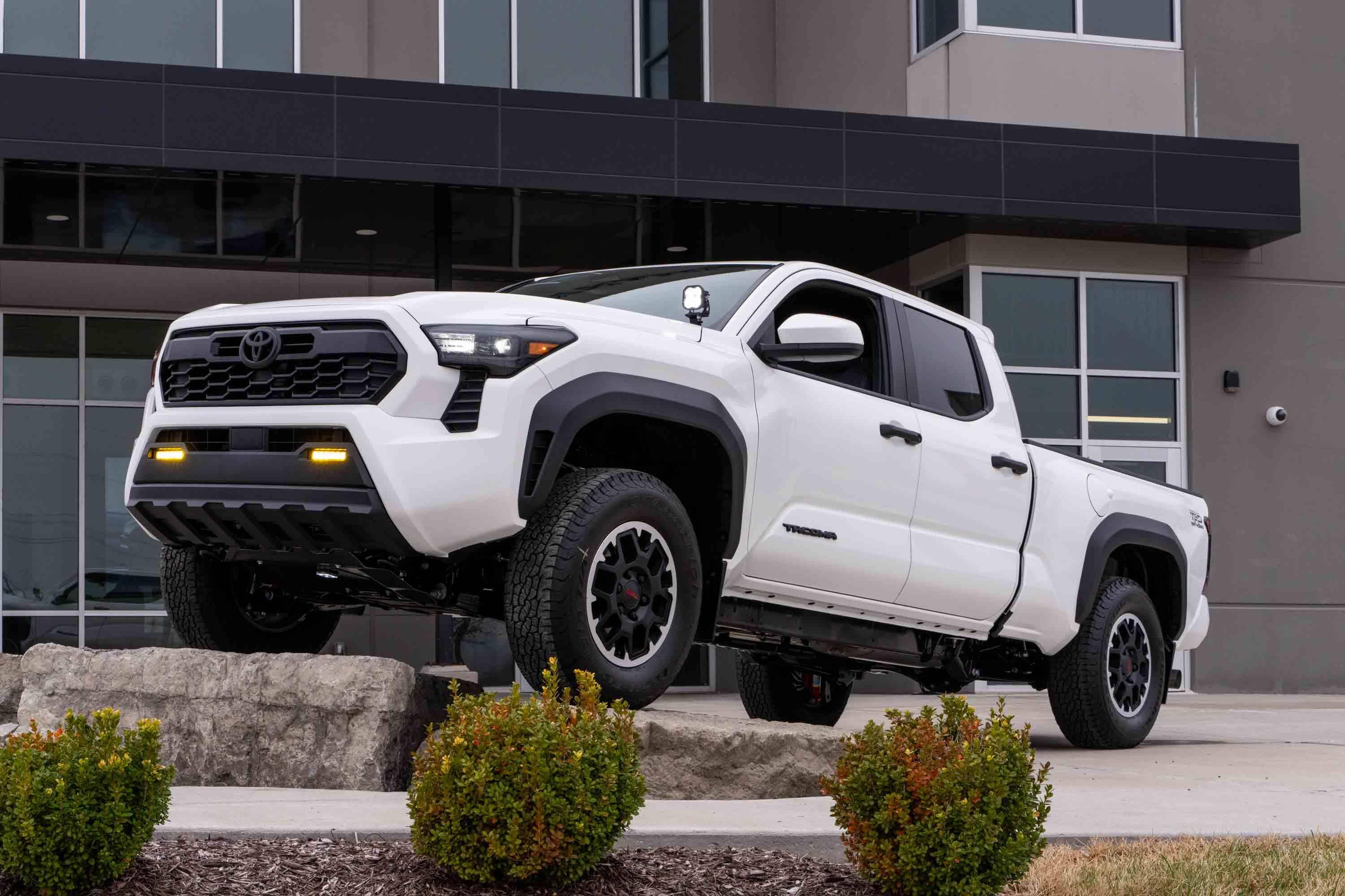 2024 Tacoma SS6 LED Fog Light Kit | Diode Dynamics 685vQde