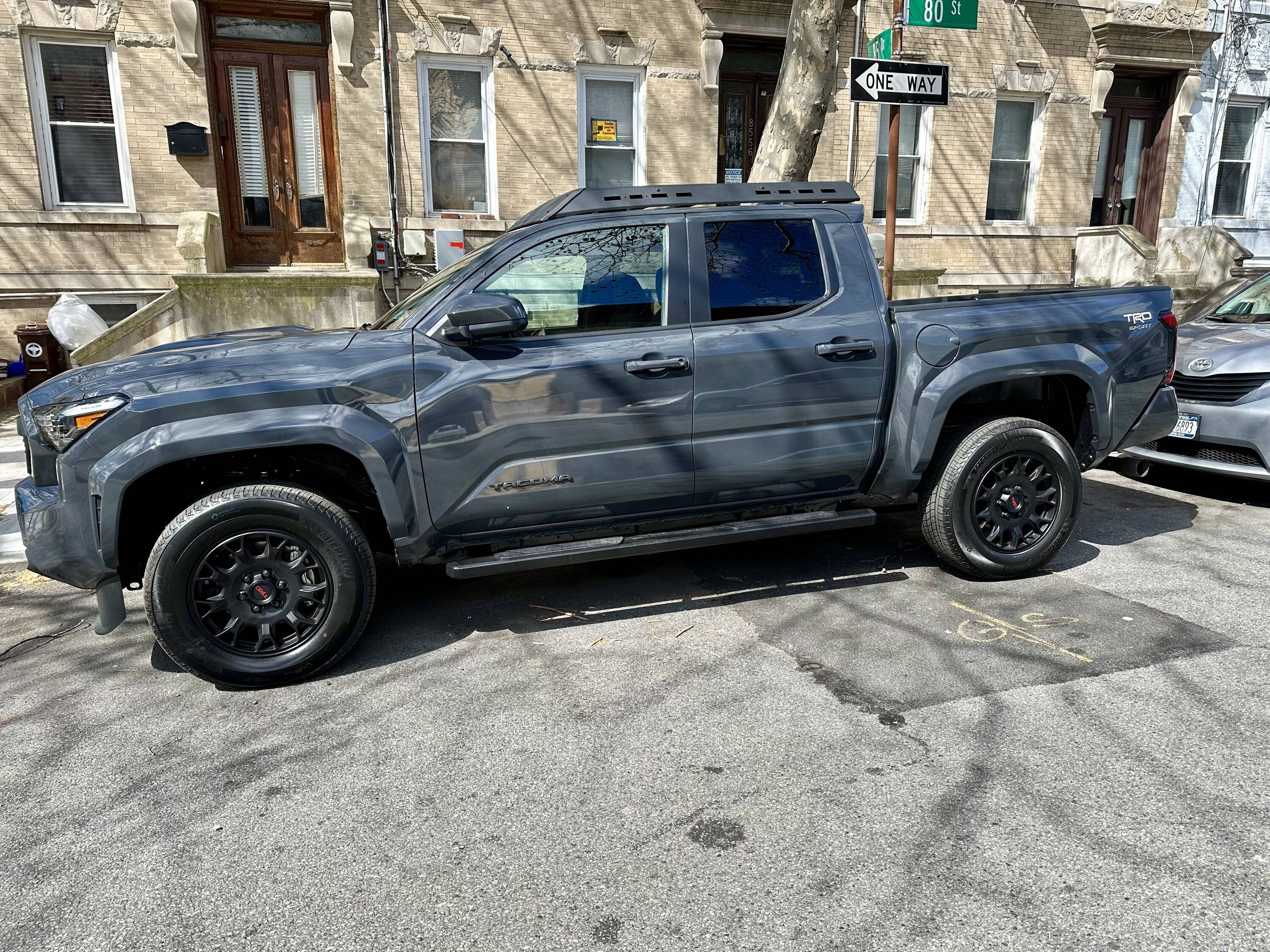 2024 Tacoma 2024 TRD Sport with 18" TRD Wheels, Black Tailgate Insert, Toyota Roof Rack, Tube Steps IMG_1243