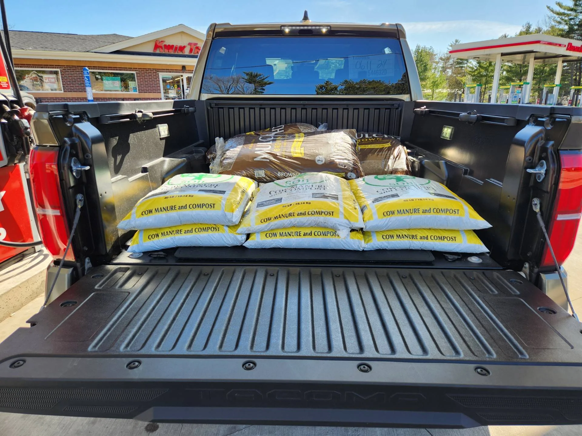 2024 Tacoma What have you hauled with your 4G Tacoma? Post em up! 🏋🏻‍♀️ thumbnail_20240413_153418