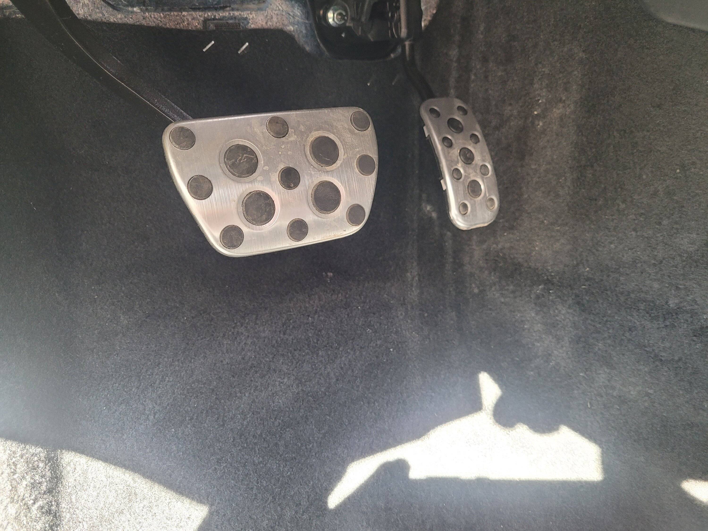 2024 Tacoma Any hard bed covers, all-weather floor mats, or console vault in aftermarket yet? 20240415_123432