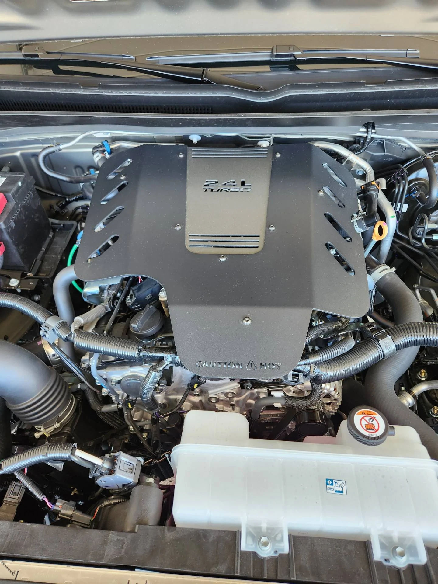 2024 Tacoma Victory 4x4 engine cover installed. Cleans up engine bay nicely. thumbnail_20240415_162311