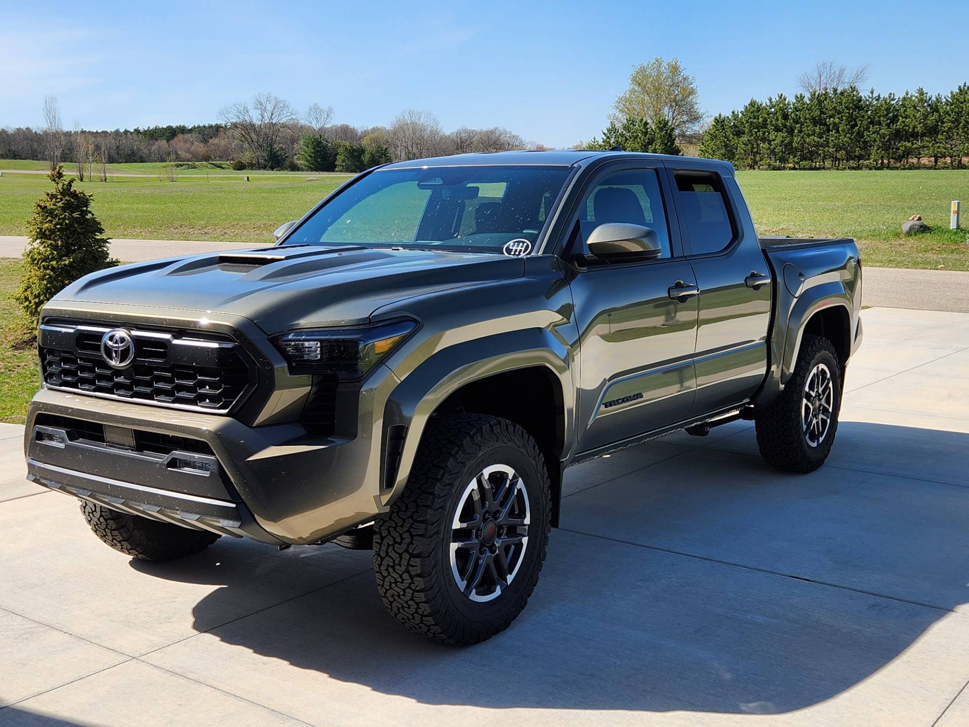 2024 Tacoma BRONZE OXIDE 2024 Tacoma Thread (4th Gen) thumbnail_20240425_154801