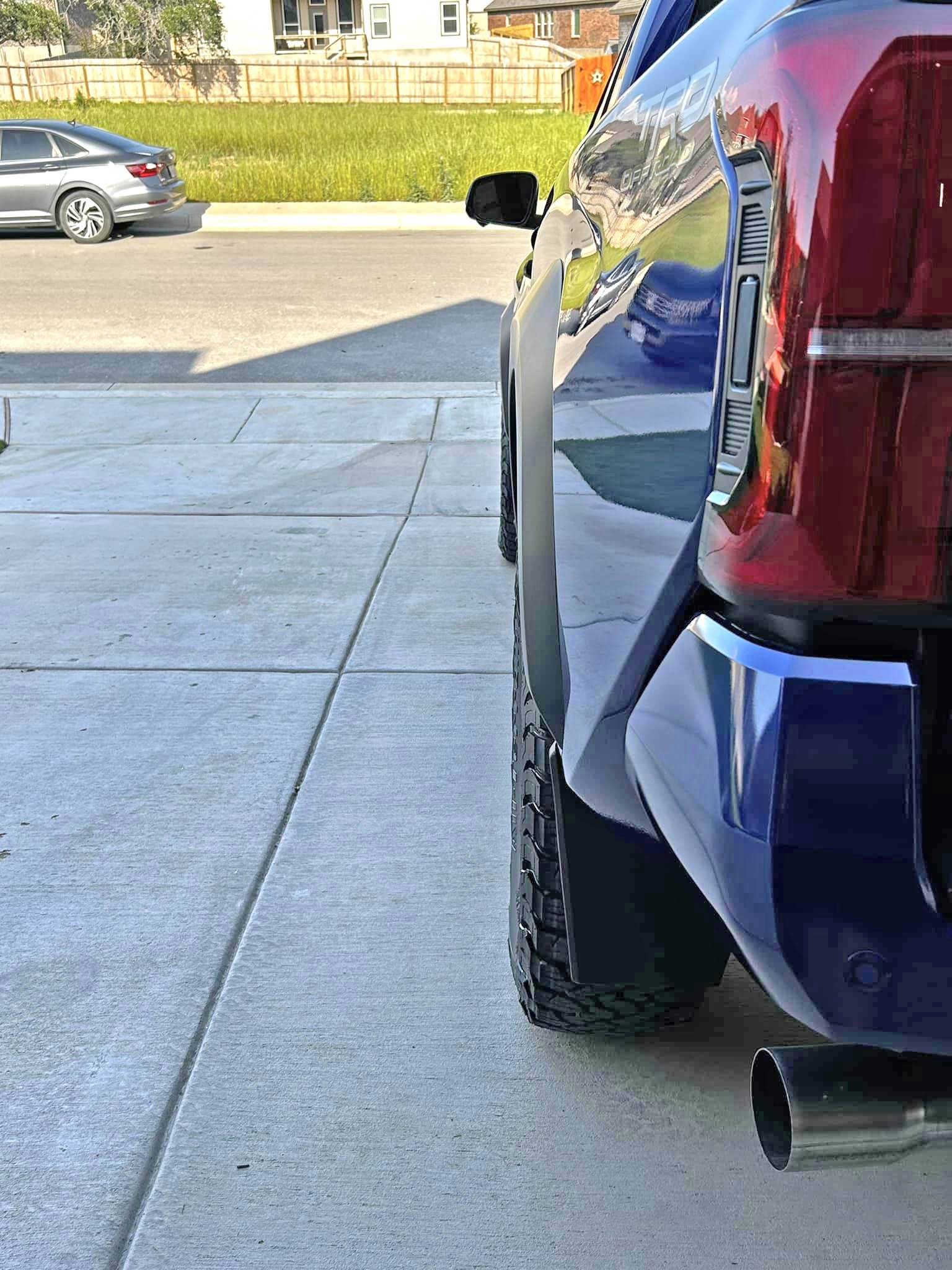285:70-17 BFG AT KO3 on OEM TRD OR wheels 2024 tacoma 4th gen 3.jpg