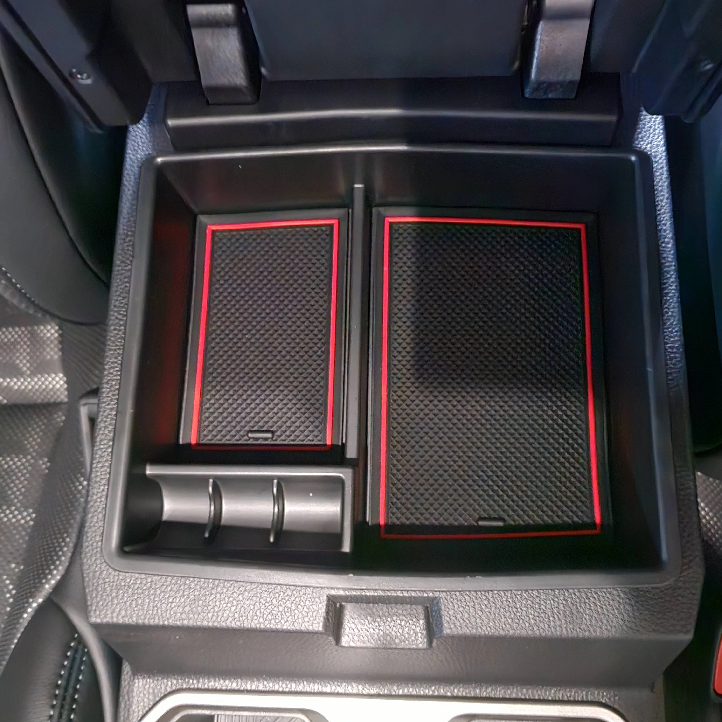2024 Tacoma 2024 Toyota Tacoma Center Console Organizer 20240502_114322