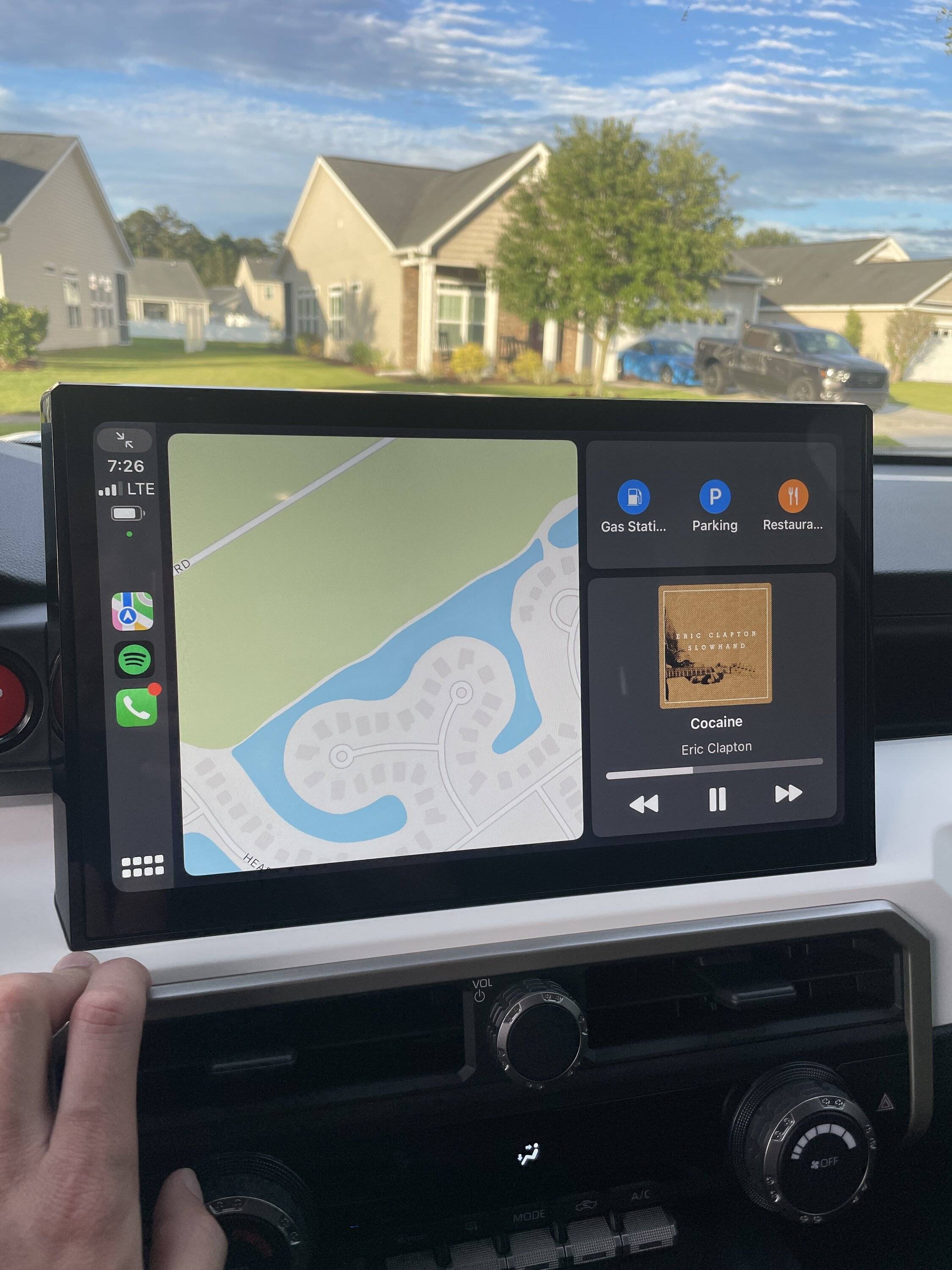 2024 Tacoma How to split screen on 14" Multimedia display screen? image