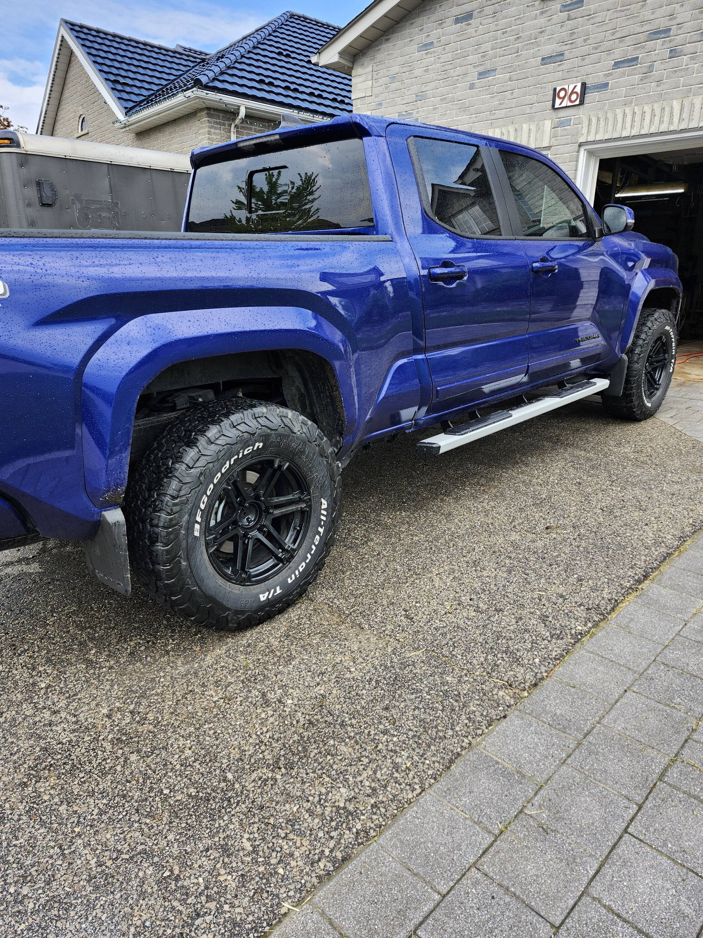 2024 Tacoma Tossed on the 33's from my 3rd gen Tacoma to see how it looks. I like it! 20240521_094035