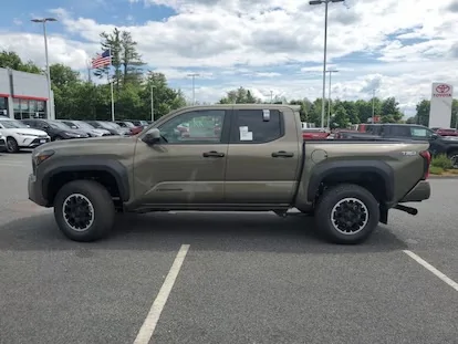 2024 Tacoma 2-3k under invoice! 2024 Tacomas! 💵 Purchase & Leasing IMG_8839