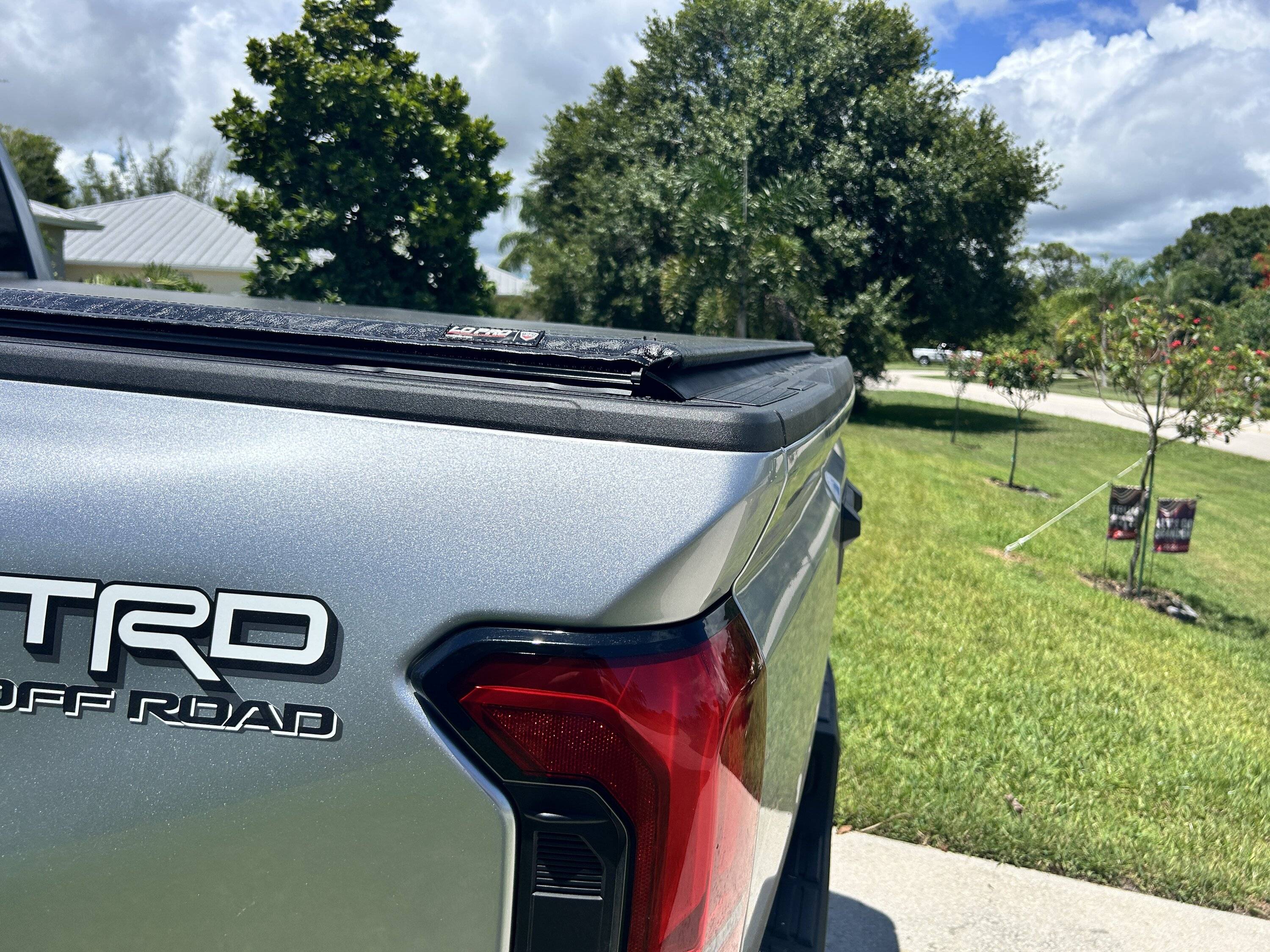 2024 Tacoma Tonneau Cover and Vent Shades IMG_3618
