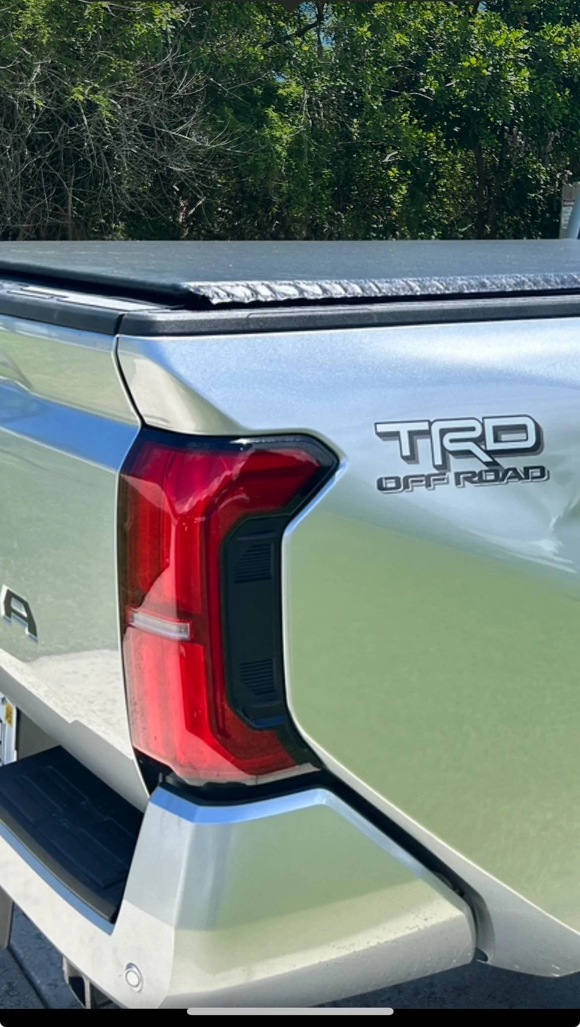 2024 Tacoma Tonneau Cover and Vent Shades IMG_3624