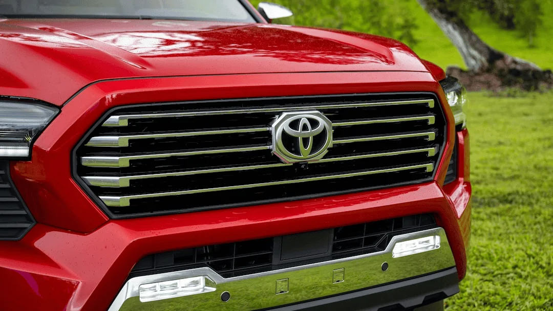 2024-Toyota-Tacoma-Limited-005.webp