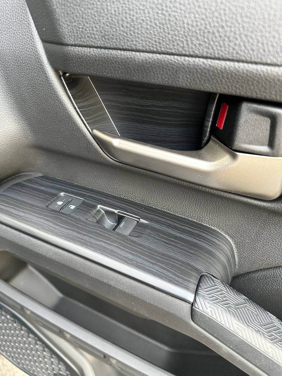 2024 Tacoma Muslogy trim kit-dark wood color IMG_0039