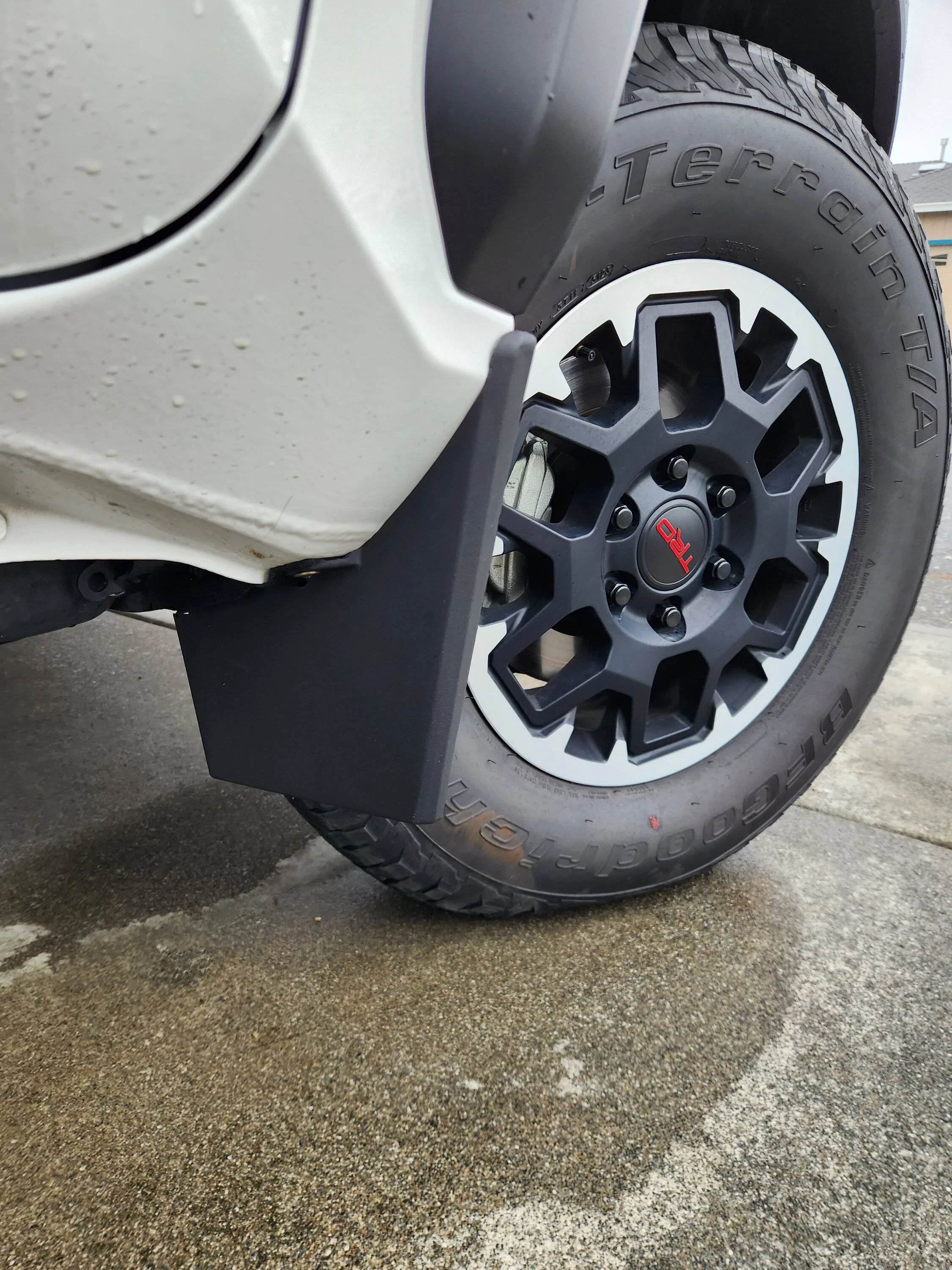 2024 Tacoma Muslogy Mudflaps Review Mudflaps (1)