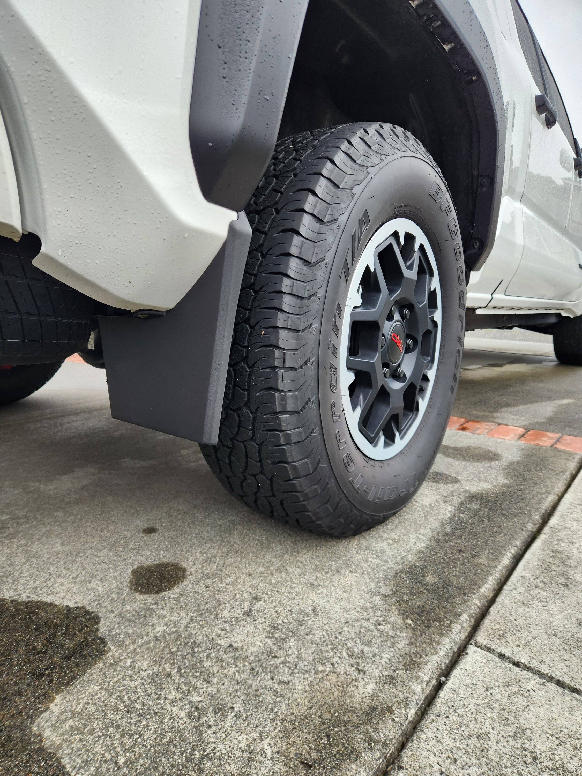 2024 Tacoma Muslogy Mudflaps Review Mudflaps (4)