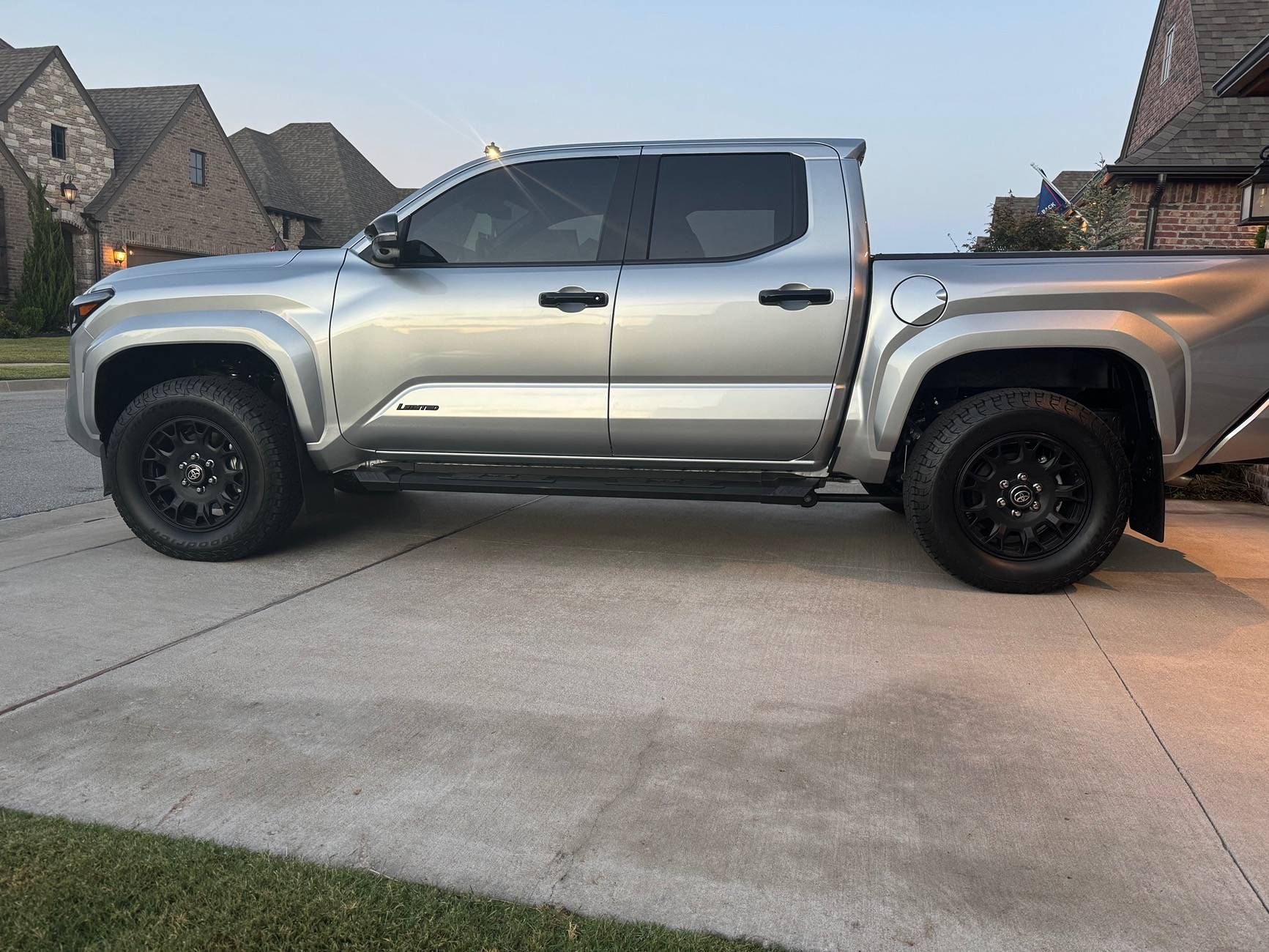 2024 Tacoma Wheels: Limited Bright Chrome vs. TRD Matte Black IMG_0630