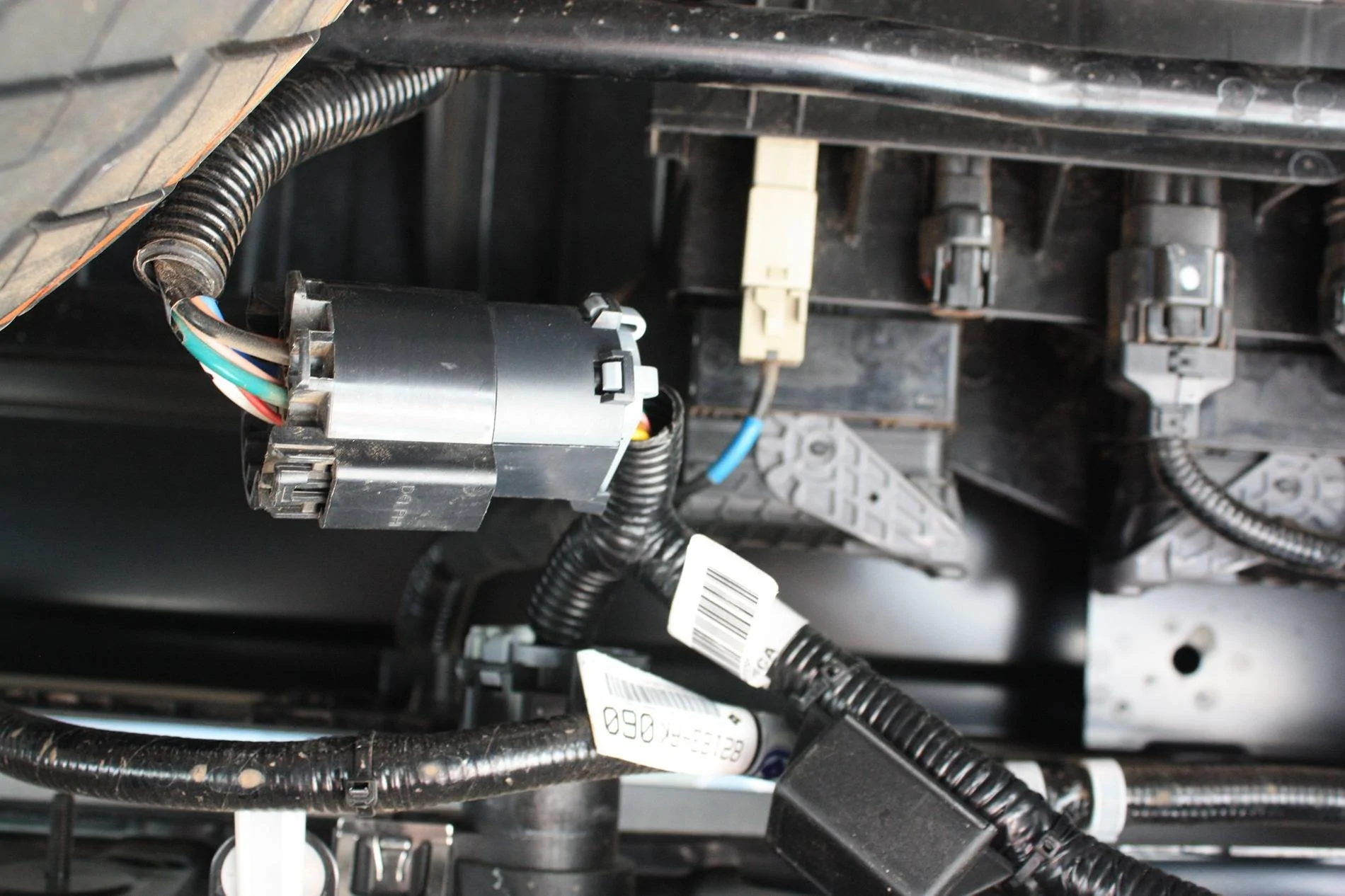 2024 Tacoma SmartCap Adventure Topper Installed IMG_6725