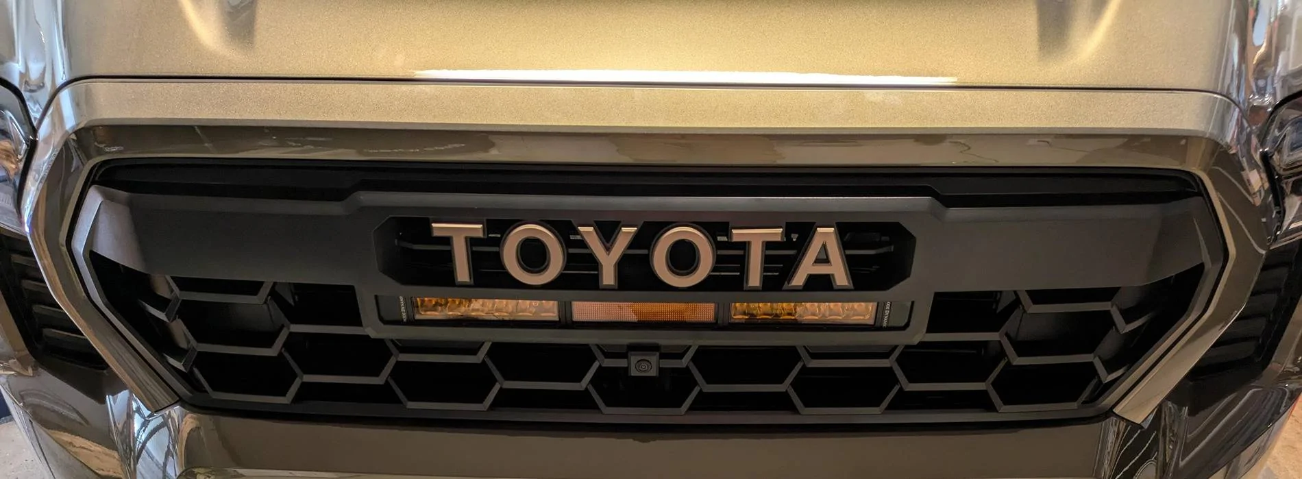 2024 Tacoma DIY: Heritage Grille + Diode Dynamics 18" light bar on a vehicle without factory AUX 2024-11-09 14.49.23a
