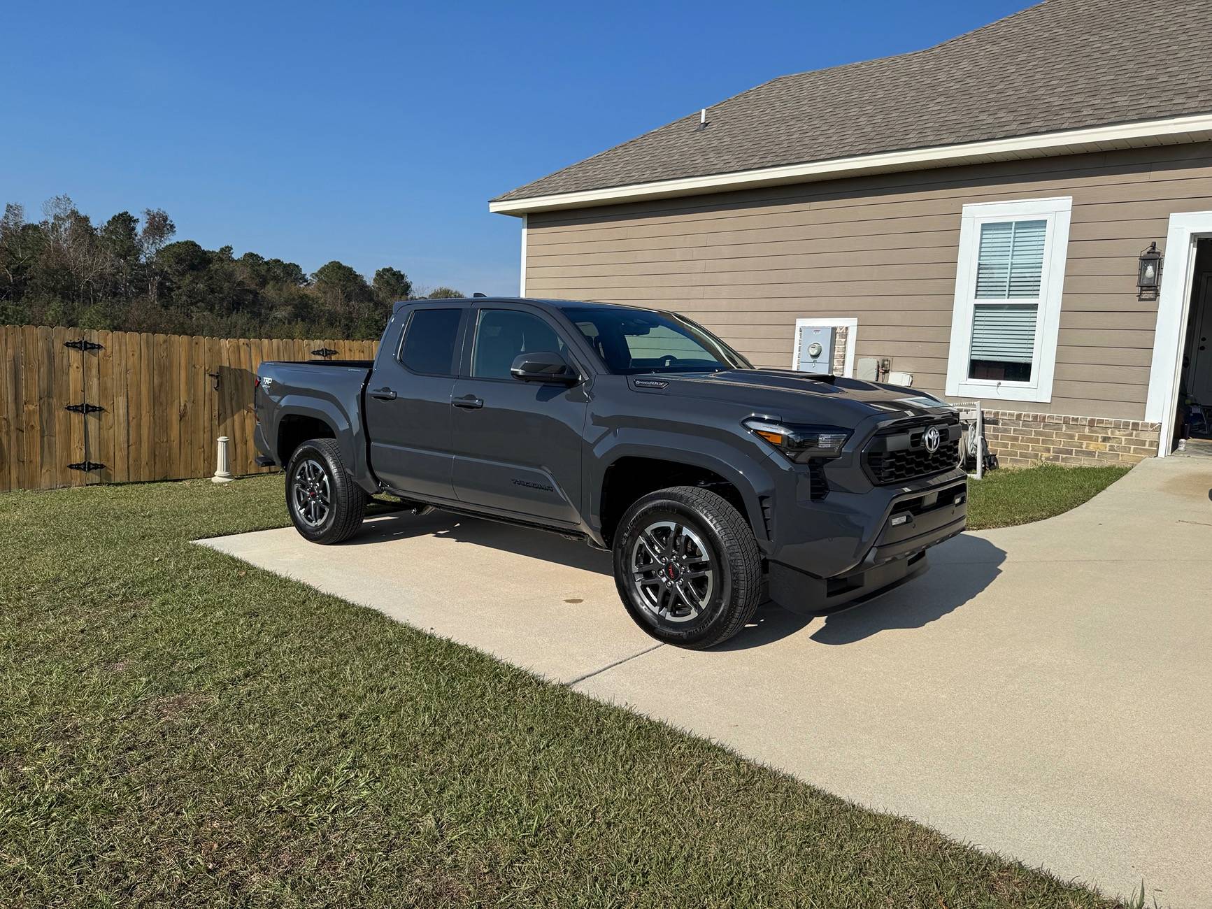 2024 Tacoma New member - Thinking of jumping from 3rd to 4th gen IMG_4707