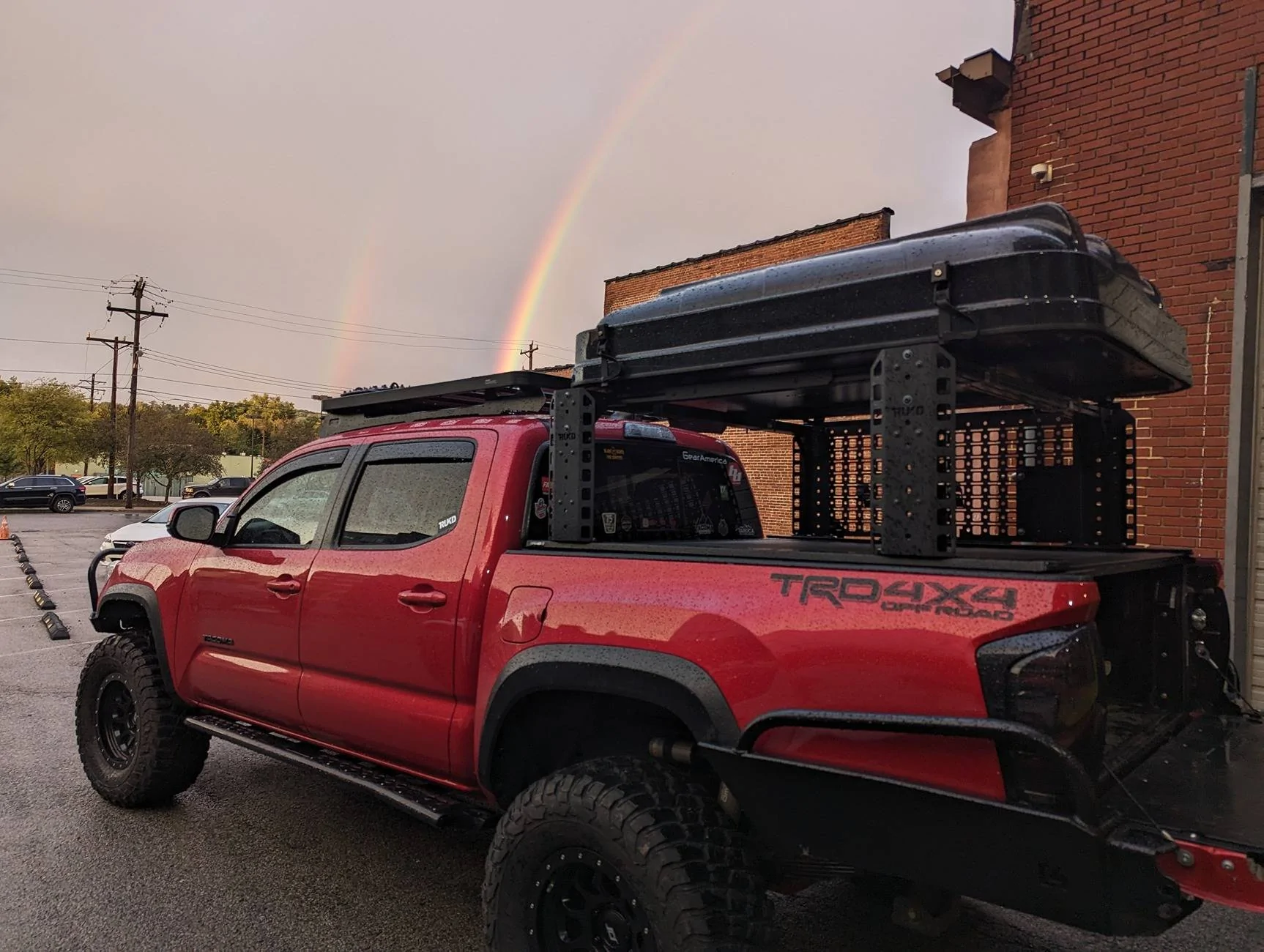 2024 Tacoma Best HD retractable tonneau that a rack can be mounted on to? PXL_20230907_232332643