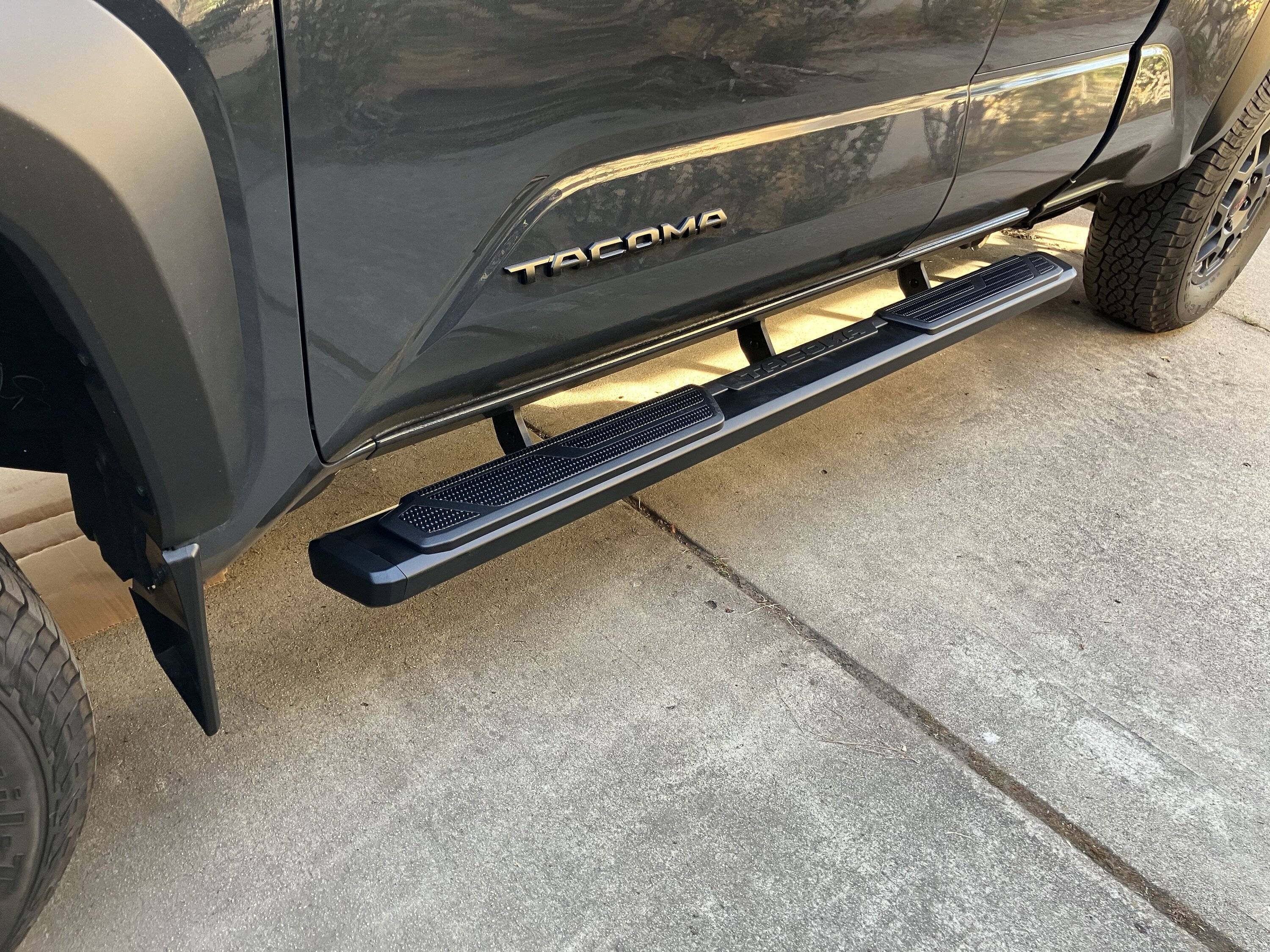 2024 Tacoma Installed OEM tube steps on Xtracab PreRunner tempImageEeZslV