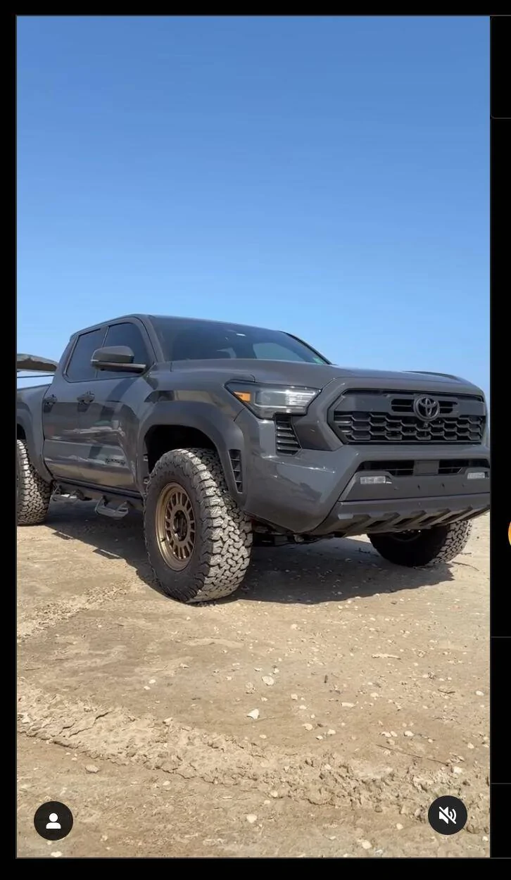 2024 Tacoma In between two method wheels, need some honest opinions Screenshot 2025-01-23 at 10.57.00 PM