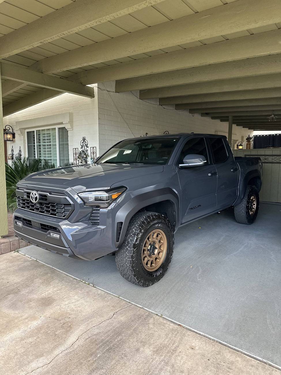 2024 Tacoma In between two method wheels, need some honest opinions IMG_2731