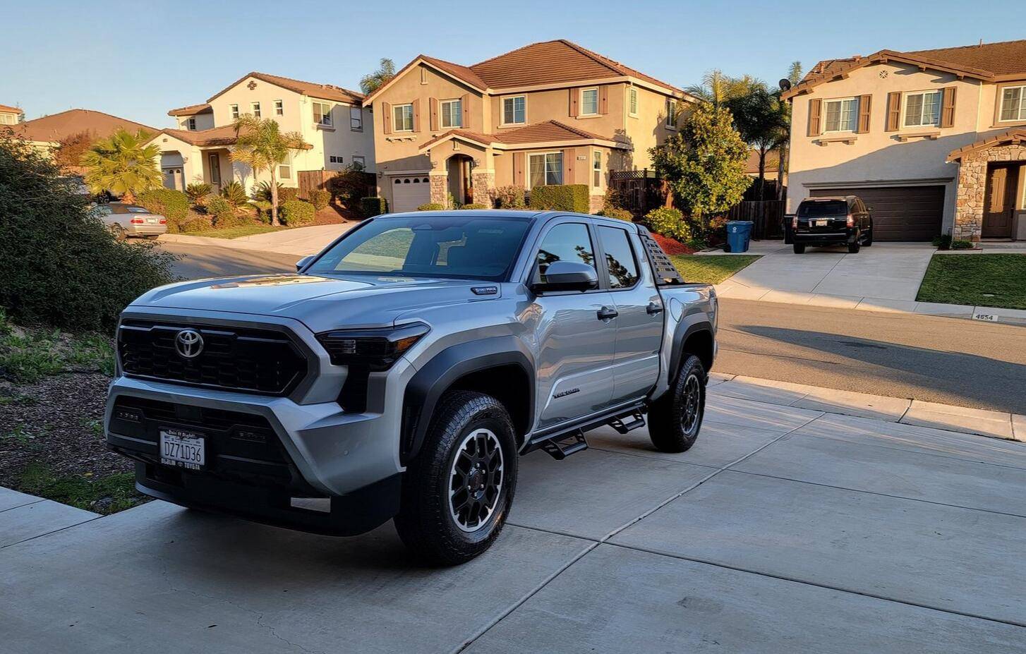 2024 Tacoma CELESTIAL SILVER METALLIC 2024 Tacoma Thread (4th Gen) 1740971045272-dw