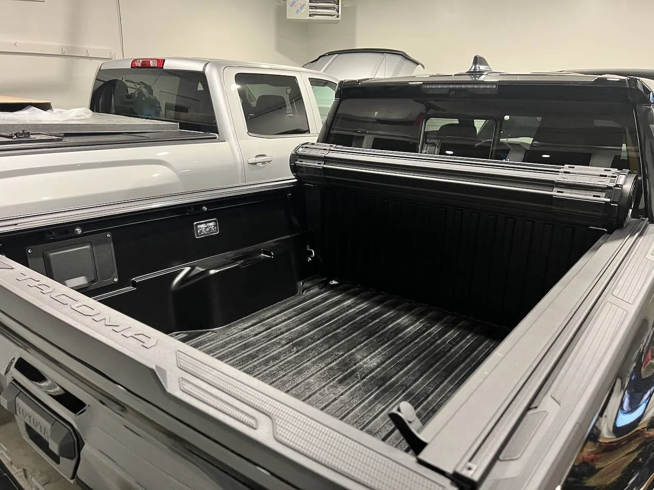 2024 Tacoma Best T-slot Tonneau cover?  Is it worthwhile to get one with T-slot? IMG_1952