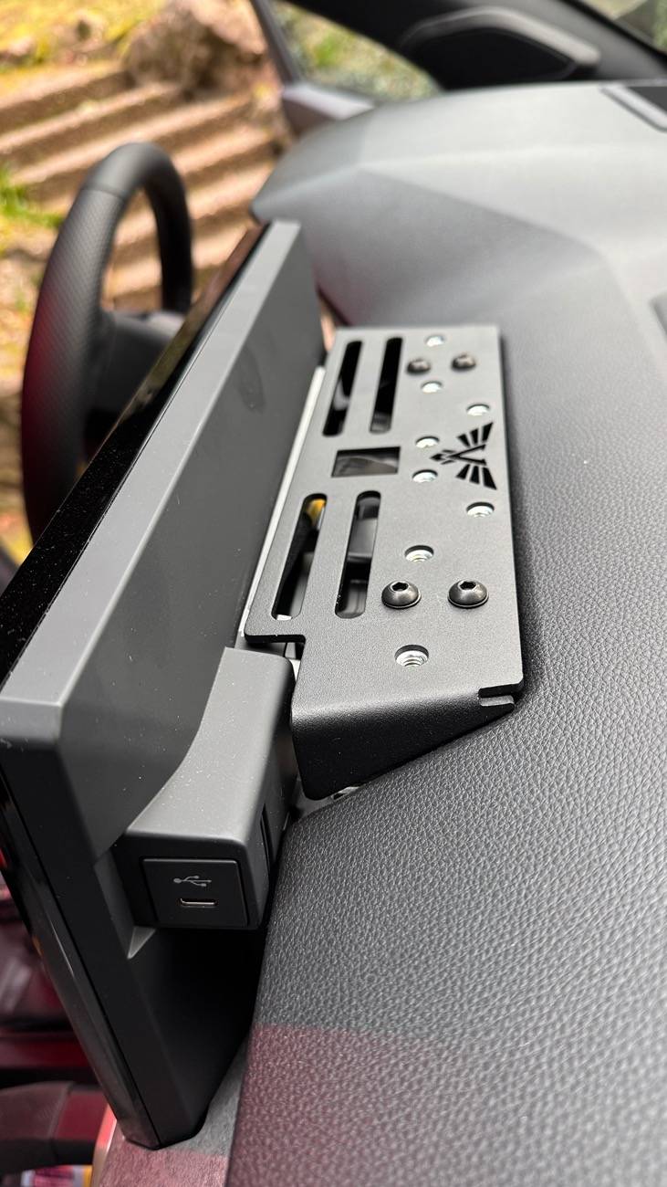2024 Tacoma Victory 4x4 console dash mount + USB IMG_0210
