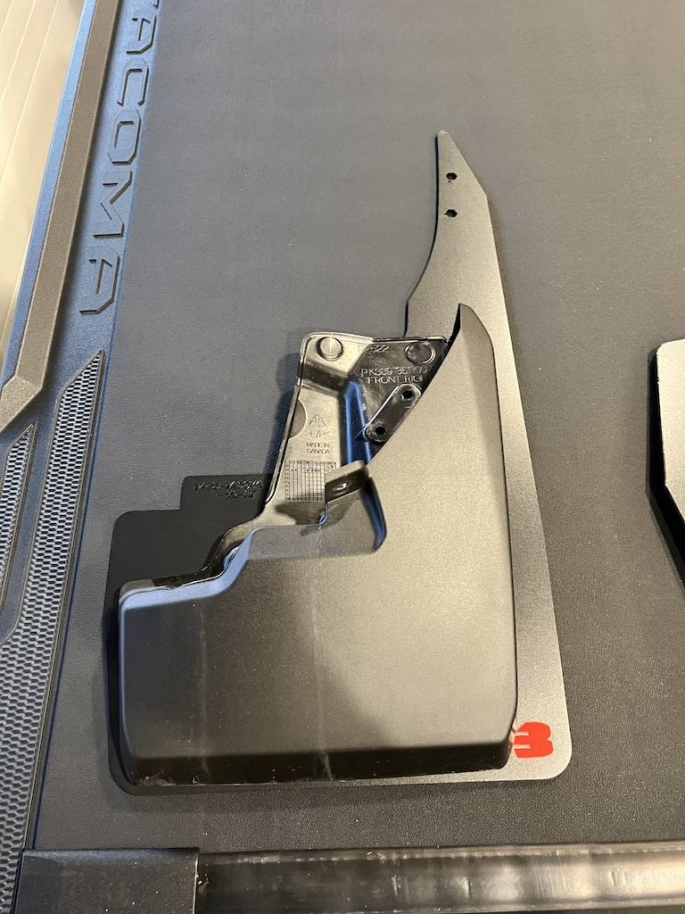 2024 Tacoma RokBlokz XL Installation (vs Canada OEM mudflaps) π IMG_2028.JPG