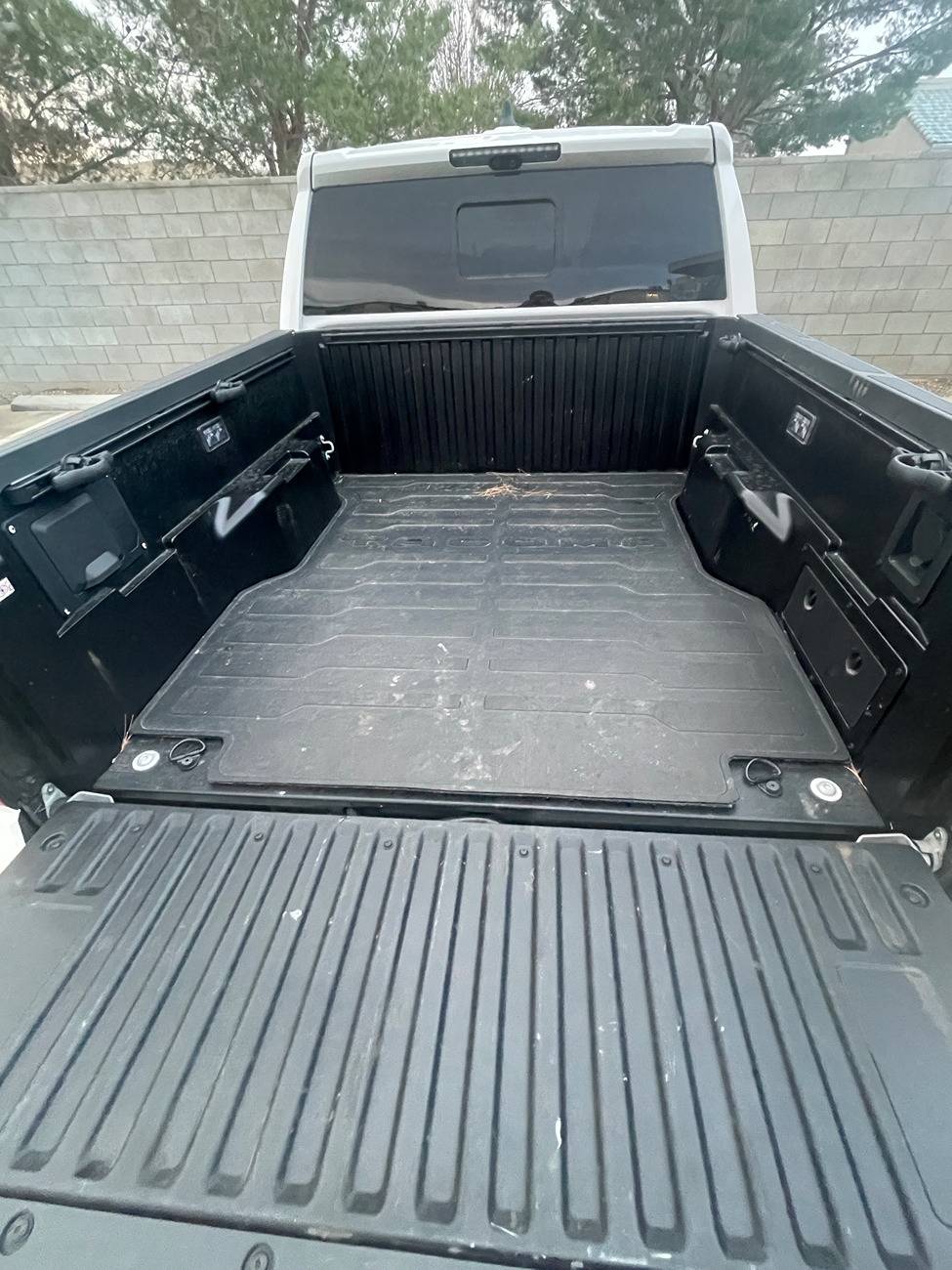 2024 Tacoma Zekzoop Bed Mat Review IMG_7101.JPG