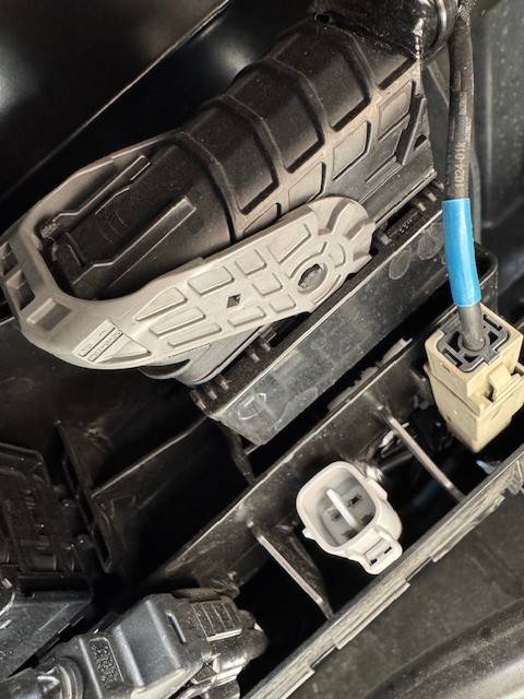 2024 Tacoma HOW TO: Rigid SR-L Series Lights for ARB Rear Bumper Installation 3