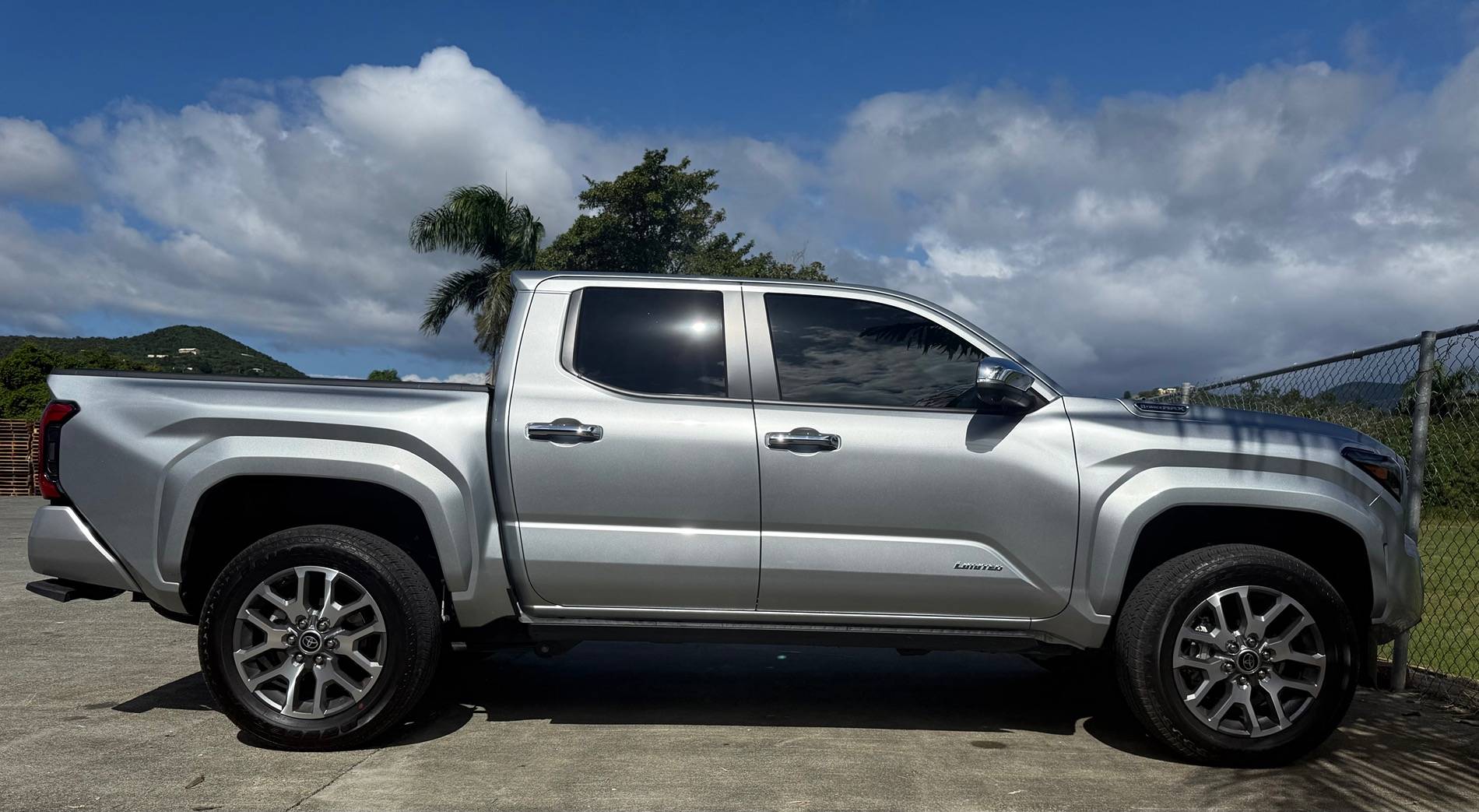 2024 Tacoma 4th Gen 2024+ Tacoma Aftermarket Wheels & Tires Pictures / Specs Compilation - Add Yours IMG_2227