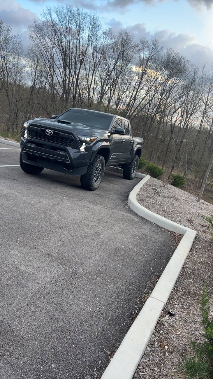 2024 Tacoma 2024 trd sport IMG_1741