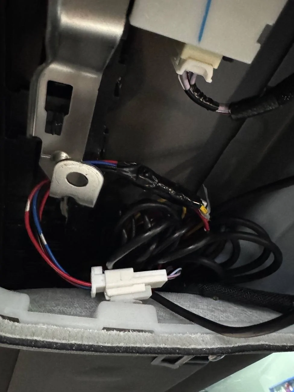 2024 Tacoma Dashcam Hardwire w/o Fuse Box *ALMOST* as easy as Dongar IMG_5287