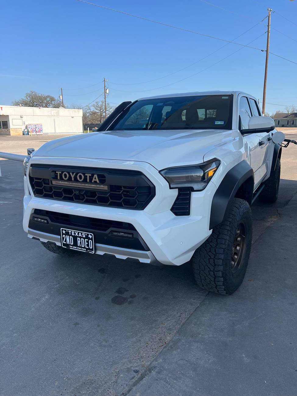 2024 Tacoma Trailhunter max tire size IMG_6211