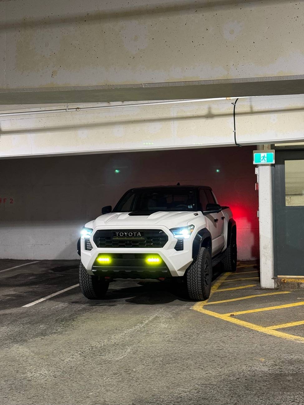 2024 Tacoma What did you do TO / WITH your 4th gen Tacoma today?! 👨‍🏭 🧰 📸 IMG_5420