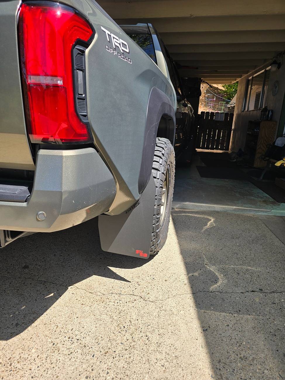 2024 Tacoma What did you do TO / WITH your 4th gen Tacoma today?! 👨‍🏭 🧰 📸 1000001920
