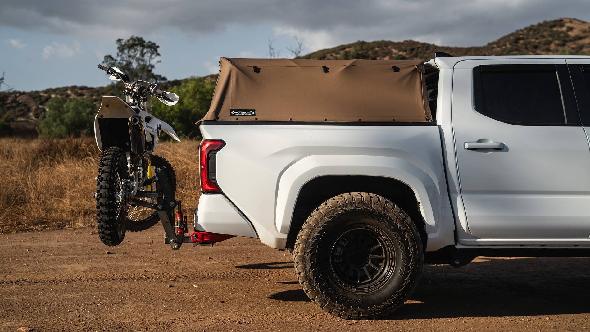 TACOMA_SEATCOVER24_PRP-05368.jpg