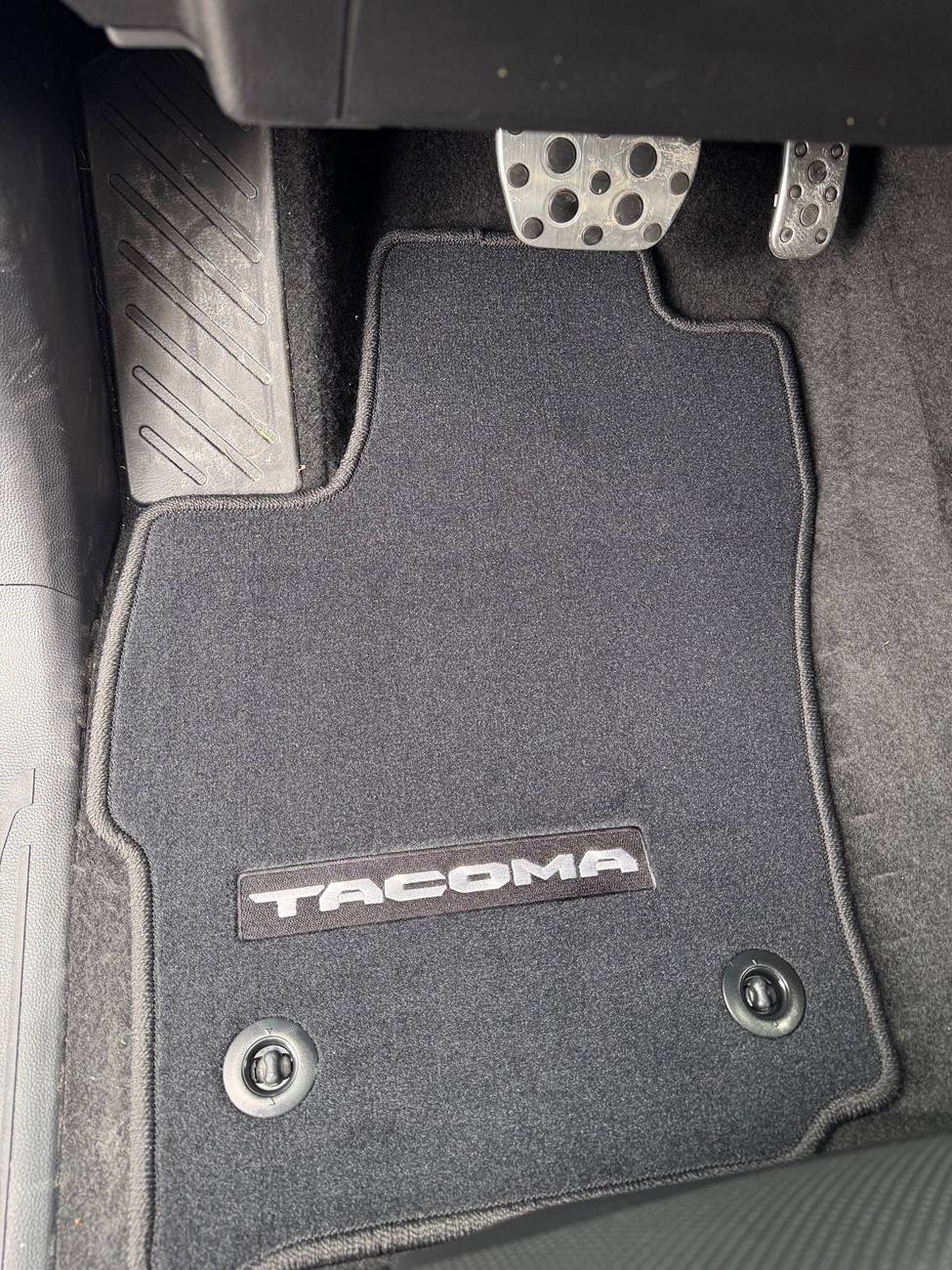 2024 Tacoma What did you do TO / WITH your 4th gen Tacoma today?! 👨‍🏭 🧰 📸 IMG_5418