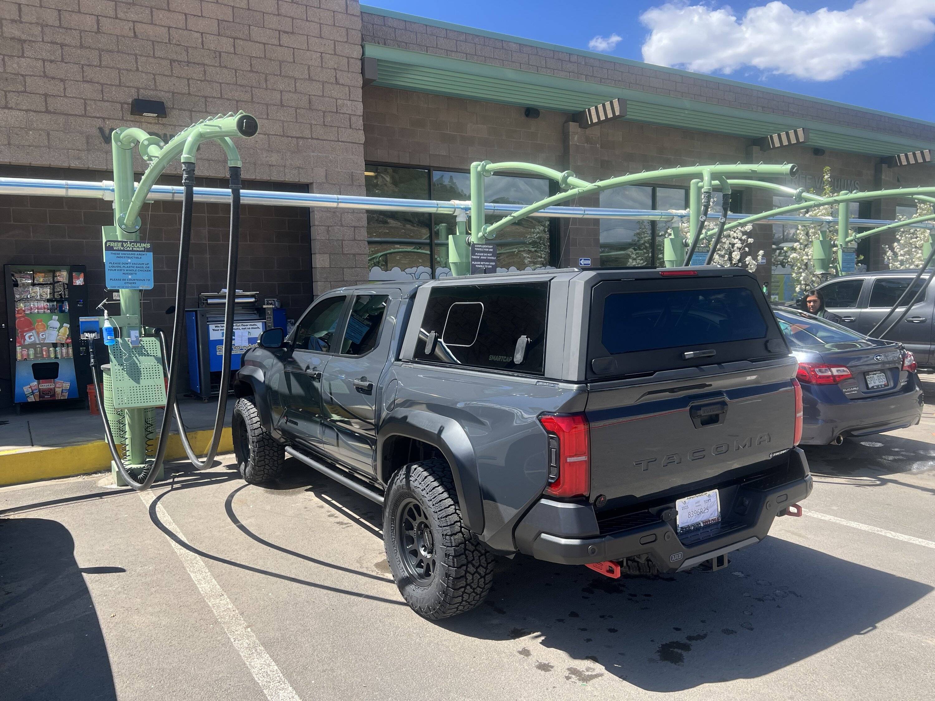 2024 Tacoma SmartCap EVO Sport on Trailhunter IMG_6356