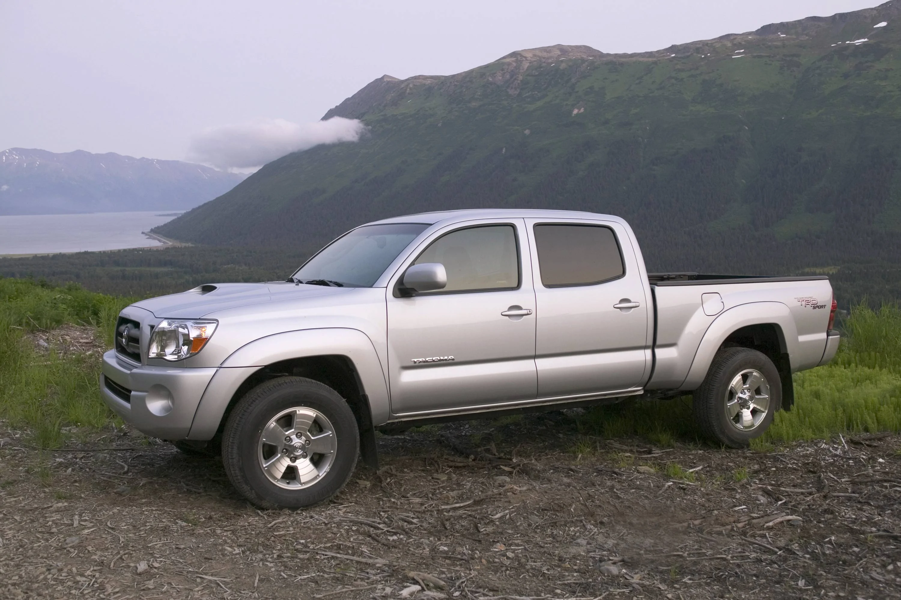 2024 Tacoma 2024 Tacoma Design Images Revealed in Patent! 📸 🕵🏻‍♂️ 2005072_08_05_Tacoma_DCab_Sport_Pkg