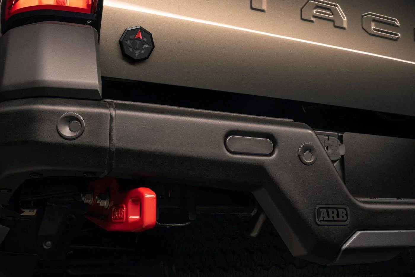 2024 Tacoma 2024 Tacoma Trailhunter Photos & Videos (Exterior & Interior) 2024_Toyota_Tacoma_Trailhunter_Studio_008-scaled
