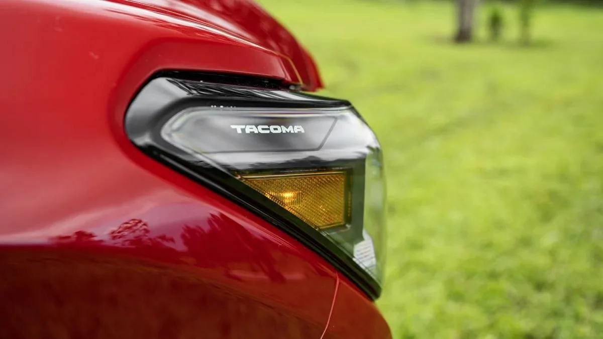 2024 Tacoma SUPERSONIC RED 2024 Tacoma Thread (4th Gen) Supersonic Red 2024 Tacoma Limited 9