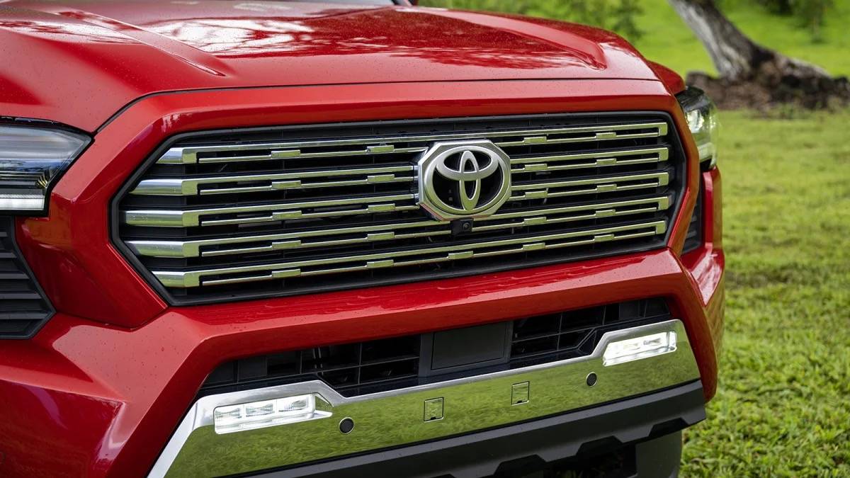 2024 Tacoma SUPERSONIC RED 2024 Tacoma Thread (4th Gen) Supersonic Red 2024 Tacoma Limited 10