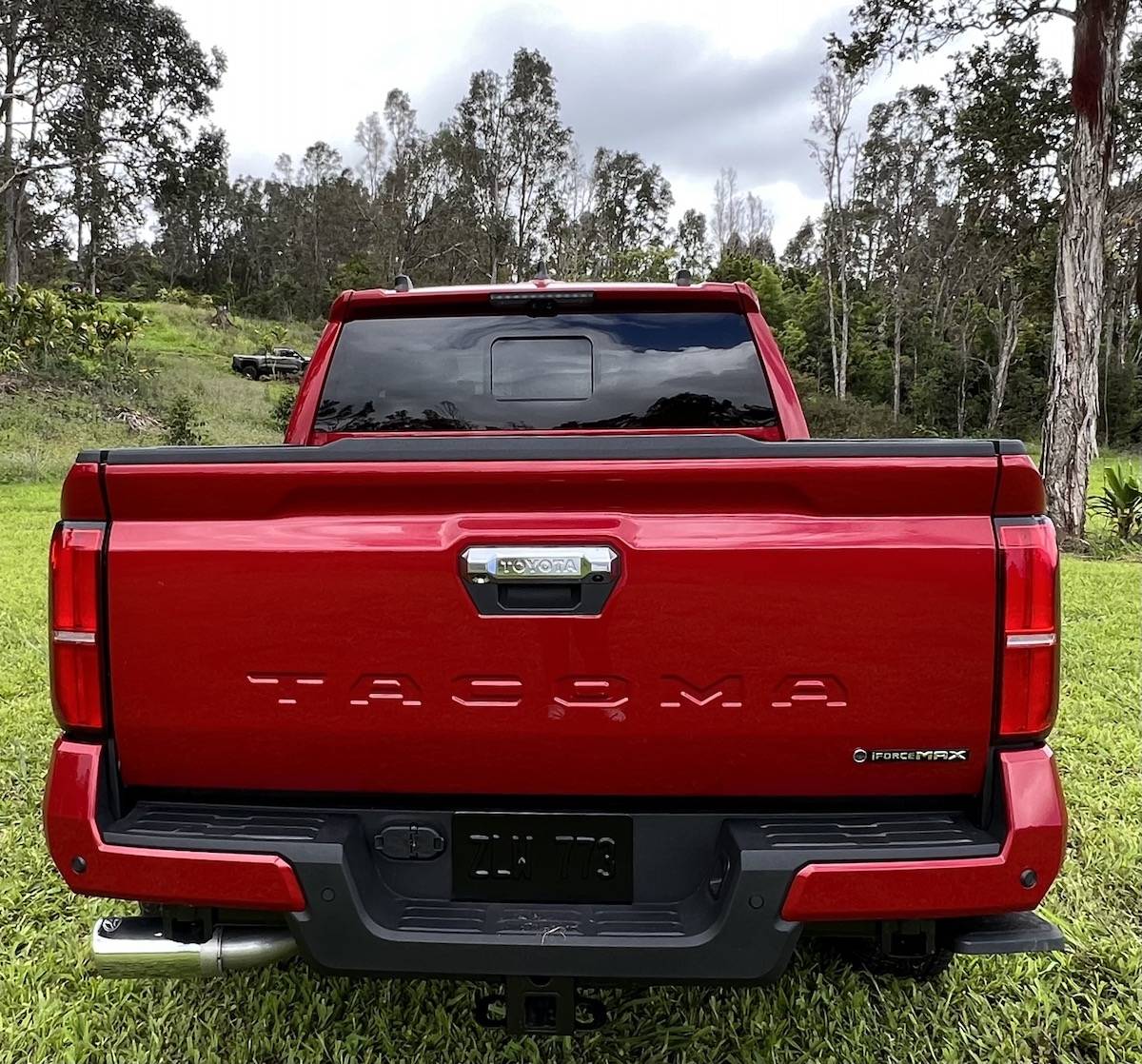 2024 Tacoma SUPERSONIC RED 2024 Tacoma Thread (4th Gen) The-rear-of-the-2024-Toyota-Tacoma