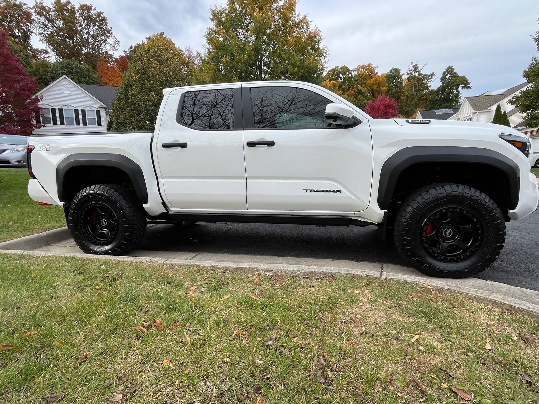 2024 Tacoma 17" wheels on Hybrid Tacomas IMG_4655