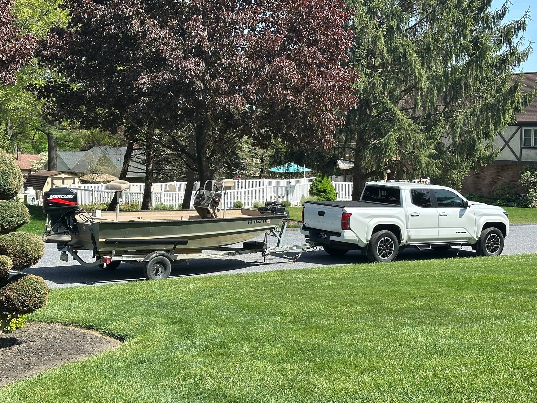 2024 Tacoma What did you do TO / WITH your 4th gen Tacoma today?! 👨‍🏭 🧰 📸 IMG_1663