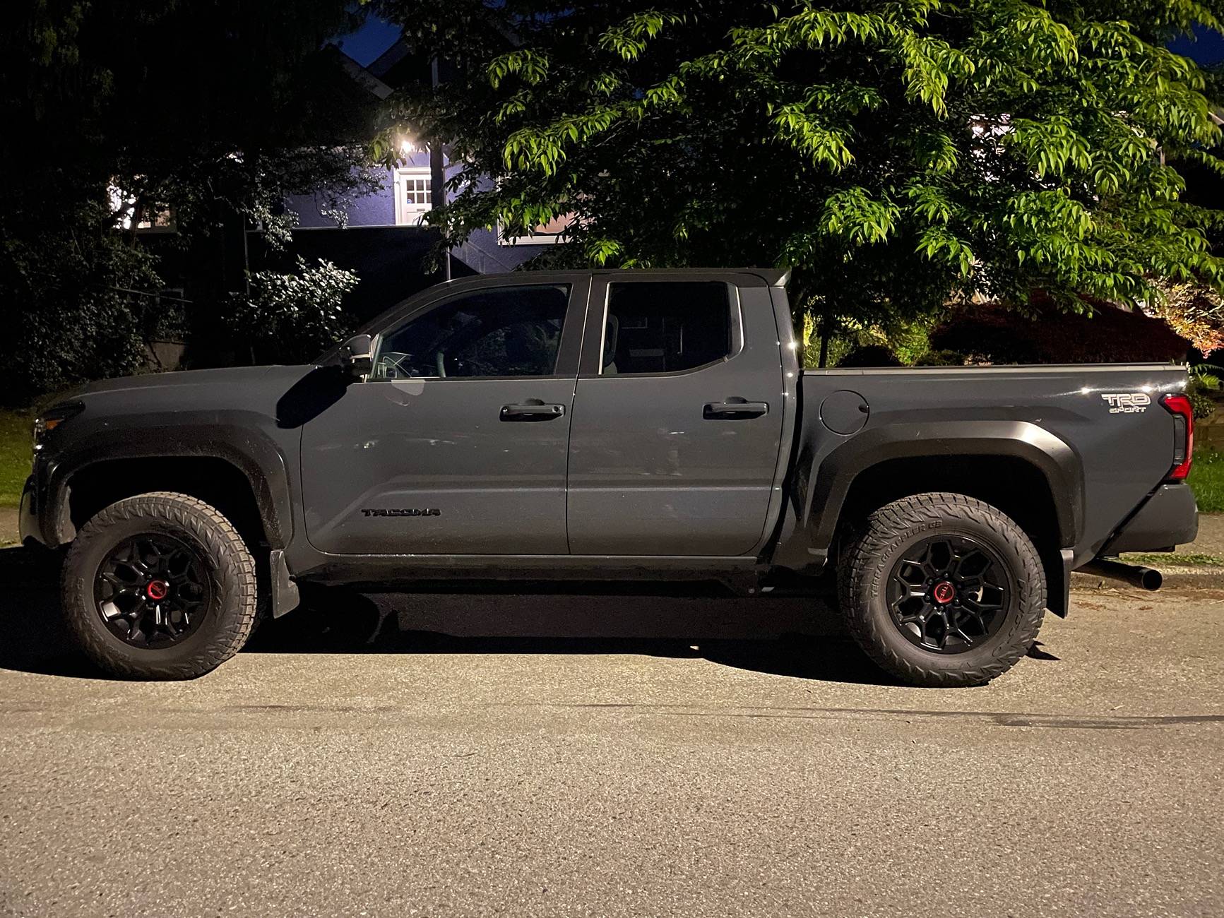 2024 Tacoma Cab Roof Black Wrap to Match the TRD Pro -- Post Your Pics IMG_7603
