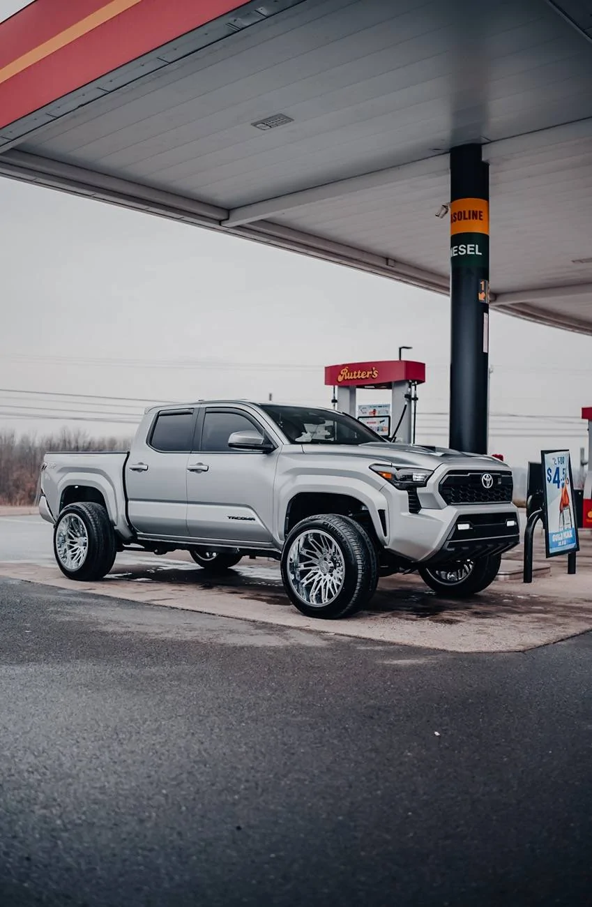 2024 Tacoma -44 22 inch wheels on 33s... DSC09780