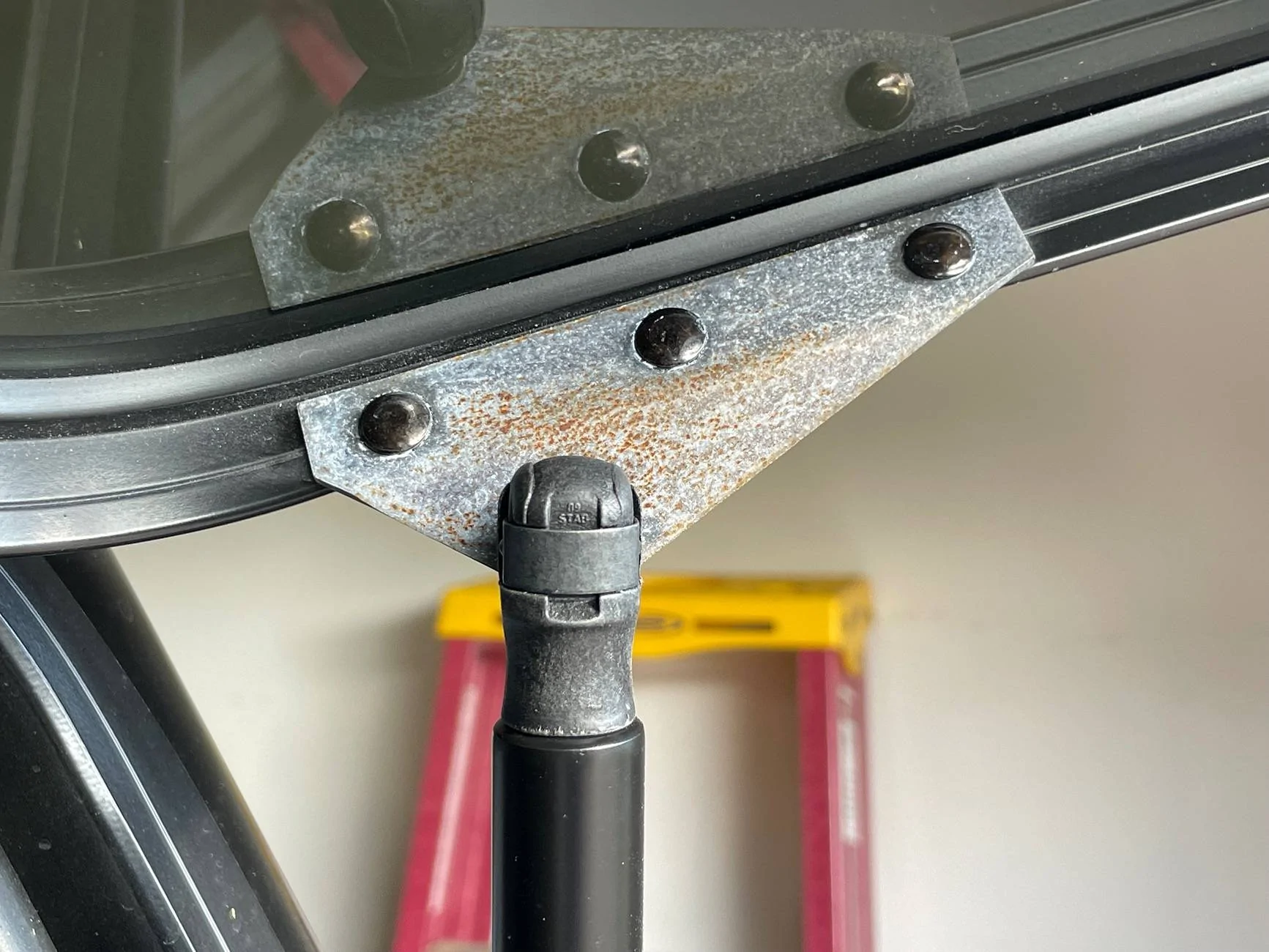 2024 Tacoma Which topper and why ARE? IMG_9246